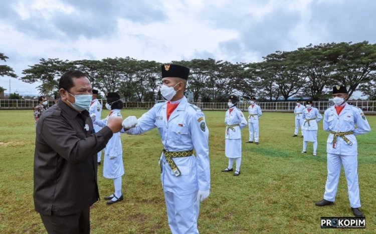 Walikota Padangsidimpuan Kukuhkan 60 Orang Paskibra