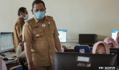 Walikota Irsan Efendi Nasution lakukan peninjauan Ujian PPPK di Padangsidimpuan