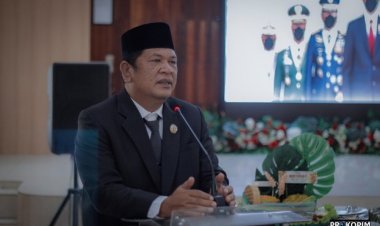 Forkopimda Tabagsel Mengikuti Upacara Peringatan Hari Ulang Tahun TNI Ke-76 Tahun