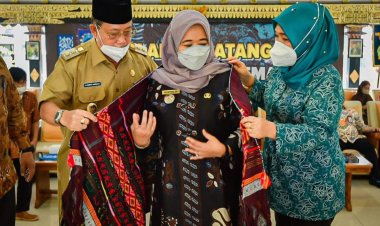 Wakil Wali Kota Padangsidimpuan Arwin Siregar antarkan tim driver