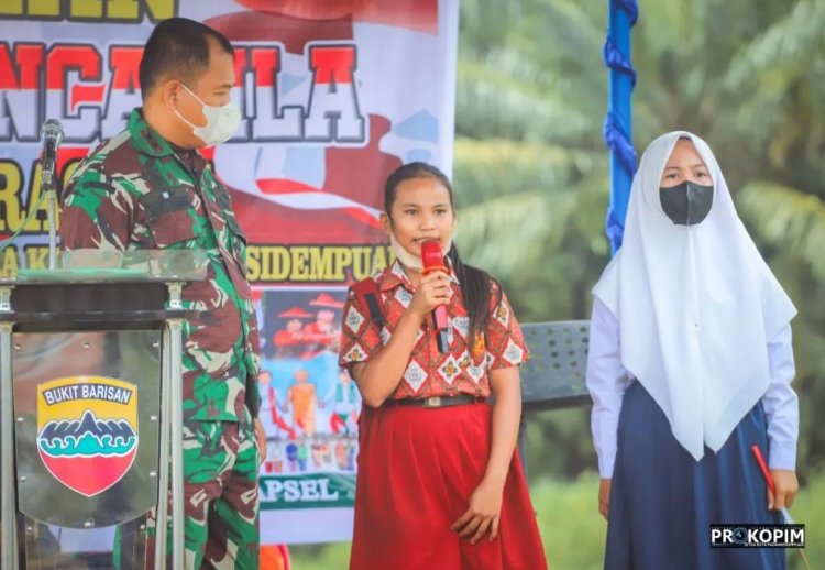 Wakil Walikota Ir. Arwin Siregar Bersama Forkopimda Resmikan Kampung Pancasila Di Desa Labuhan Rasoki Kec. Padang Sidempuan Tenggara