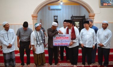 Wali Kota Sidempuan Bersama Rombongan Lanjutkan Safari Ramadhan Masjid di Batunadua