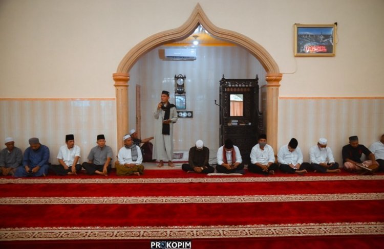 Wali Kota Sidempuan Bersama Rombongan Lanjutkan Safari Ramadhan Masjid di Batunadua