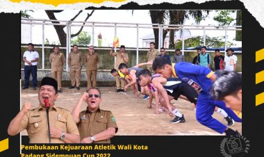 Wali Kota Padang Sidempuan Irsan Efendi Nasution membuka secara resmi Kejuaraan Atletik Piala Wali Kota Padang Sidempuan 2022
