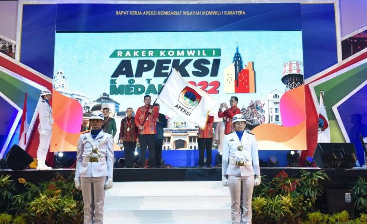 Walikota Padang Sidempuan Irsan Efendi Nasution Hadiri Pembukaan Raker Komwil I APEKSI