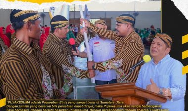 Wali Kota Padang Sidempuan Irsan Efendi Nasution mengucapkan selamat atas pelantikan ranting Pujakesuma Batang Ayumi Julu/Sitataring masa bakti 2022 - 2025