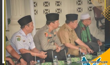 Wakil Walikota Padang Sidempuan Ir. Arwin Siregar MM menghadiri peringatan Maulid Nabi Besar Muhammad SAW