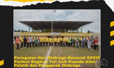 Wakil Wali Kota Padang Sidempuan Ir. Arwin Siregar, MM bertindak sebagai Pembina Upacara pada Peringatan Hari Olahraga Nasional ke XXXIX (39) Tahun 2022
