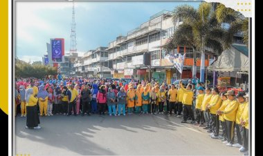 Buka Puncak Peringatan HUT PGRI Ke 77 Tingkat Kota Padang Sidempuan Walikota Berpesan Untuk Menanamkan Rasa Hormat dan Terimakasih Kepada Guru