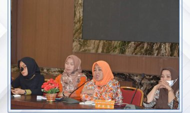 Dibulan suci Ramdhan TP PKK dan Dharma Wanita gelar Pengajian I. 