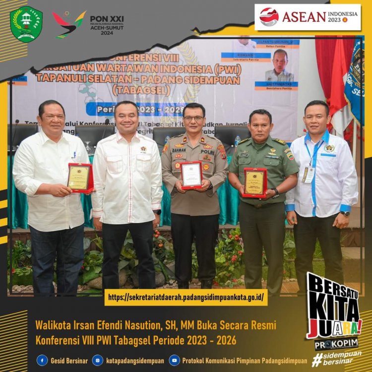 Walikota Irsan Buka Konferensi VIII PWI Tabagsel