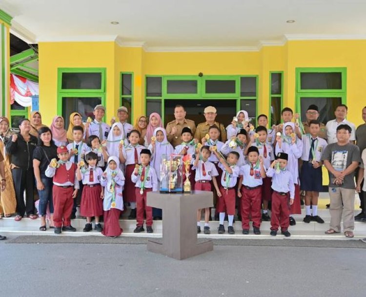 Pj. Wali Kota Padangsidimpuan menerima audiensi dari pengurus Bunda Swimming Club (BSC)