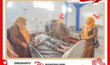 Pj. Wali Kota Padangsidimpuan turun langsung meninjau pelayanan di Rumah Sakit Umum Daerah (RSUD) Kota Padangsidimpuan