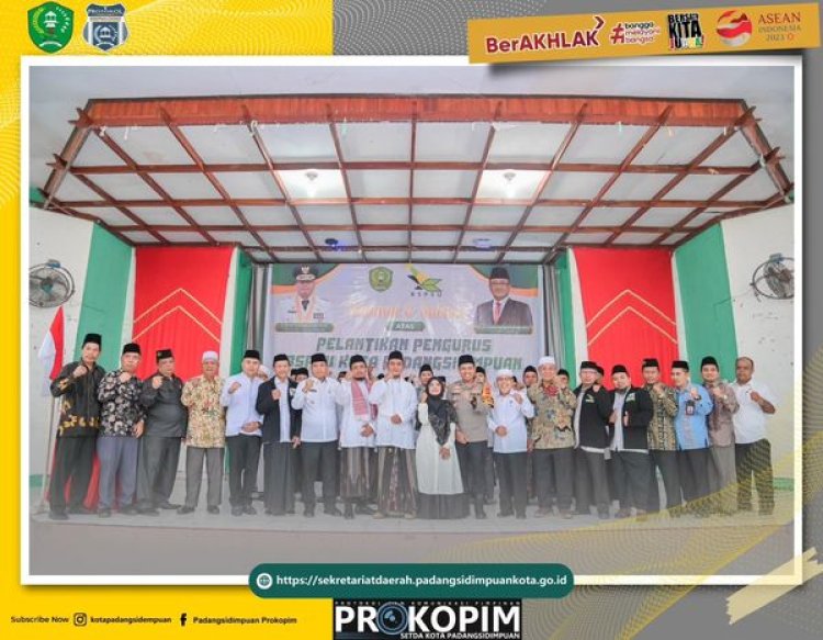 Pj. Wali Kota Padangsidimpuan menghadiri acara pelantikan pengurus Badan Silaturrahim Pesantren Sumatera Utara (BSPSU) Kota Padangsidimpuan
