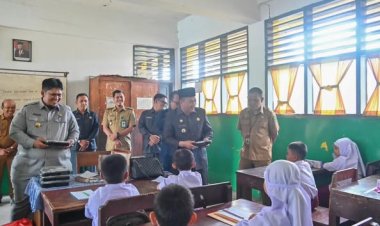 Pj. Wali Kota Padangsidimpuan hadir dalam rapat paripurna