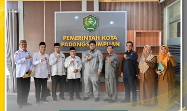 Pj. Sekretaris Daerah Kota Padangsidimpuan menerima audiensi penyerahan laporan pemilihan ketua BAZNAS periode 2024-2029 Kota Padangsidimpuan