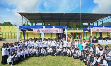 Puncak Peringatan Hari Guru Nasional dan HUT ke-79 PGRI; Guru Hebat Lahirkan Pemimpin untuk Indonesia Emas