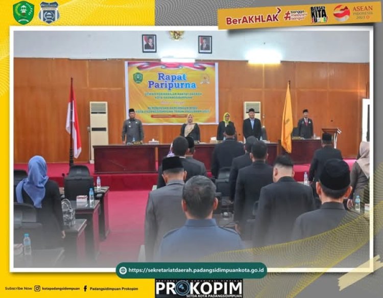 Pj. Wali Kota Padangsidimpuan menghadiri Rapat Paripurna DPRD Kota Padangsidimpuan