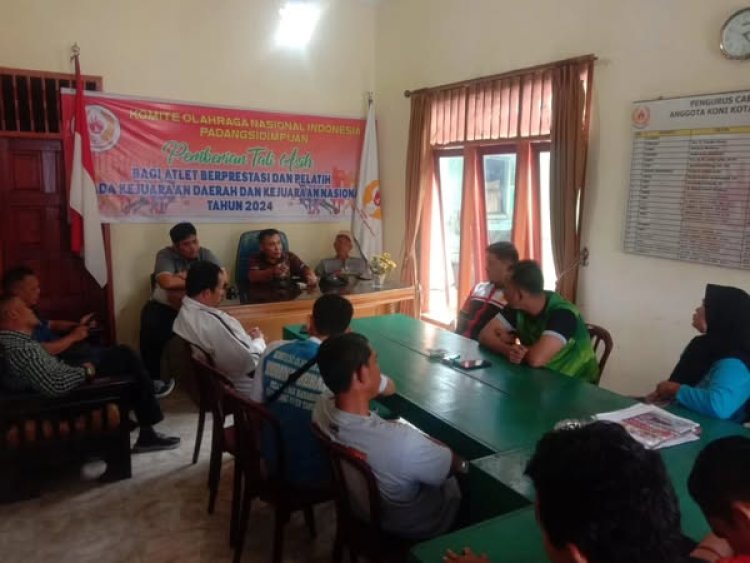 KONI Padangsidimpuan Berikan Tali Asih kepada Atlet dan Pelatih Berprestasi