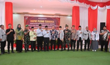 Komisi Pemilihan Umum (KPU) Kota Padangsidimpuan menyelenggarakan Rapat Pleno Terbuka Penetapan Pasangan Calon Terpilih Wali Kota dan Wakil Wali Kota Padangsidimpuan pada Pemilihan Serentak tahun 2024