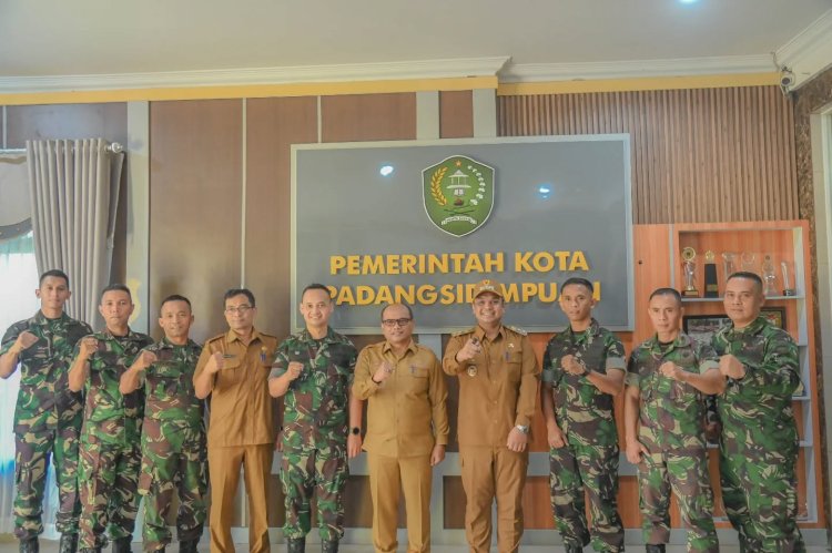 Wali Kota Padangsidimpuan Terima Kunjungan Silaturahmi Danyonif 123 Rajawali