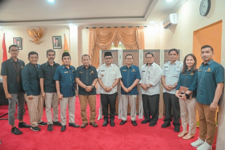 Wali Kota Padangsidimpuan Terima Kunjungan KPP Pratama Padangsidimpuan.