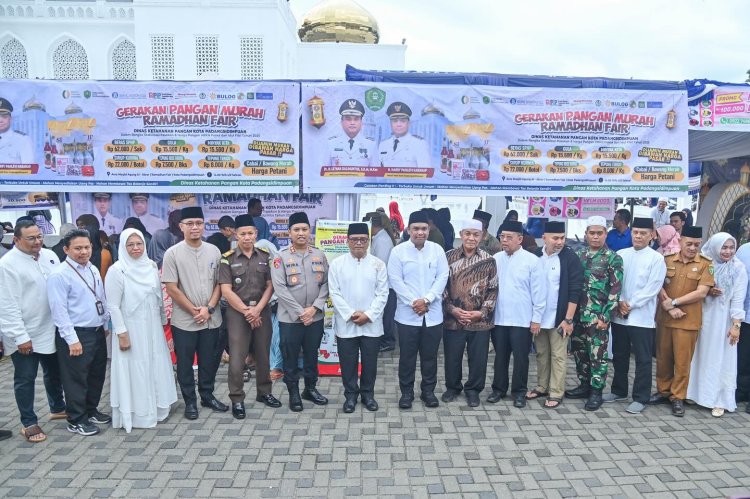 Wali Kota Padangsidimpuan Buka Gerakan Pangan Murah Ramadhan Fair