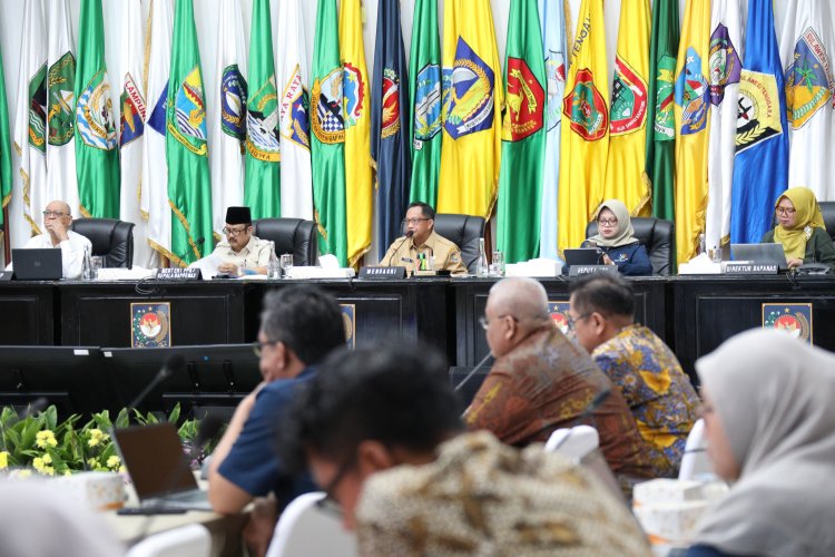 Mendagri Tegaskan Kepala Daerah Wajib Perhatikan Pertumbuhan Ekonomi