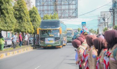 Jamaah Haji Kloter 1 Tiba di Kota Padangsidimpuan, Satu Jamaah Wafat di Tanah Suci