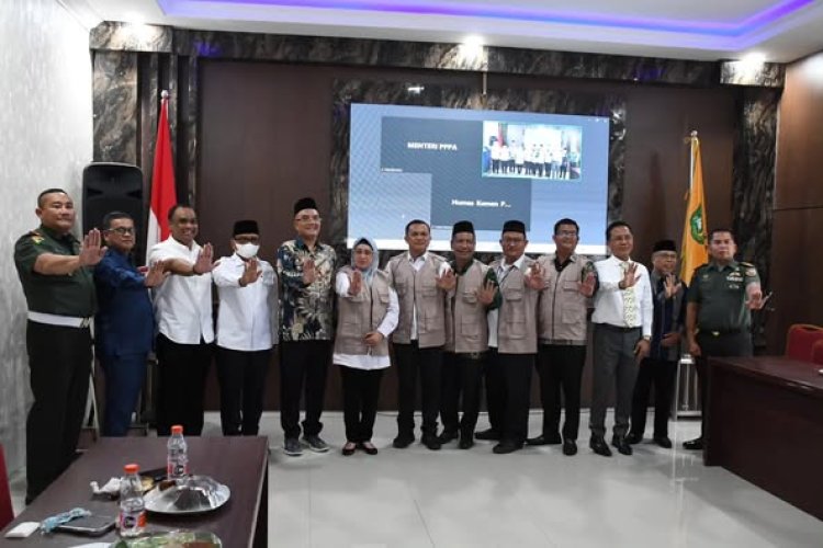 Pemerintah Kota Padangsidimpuan bersama Kementerian Pemberdayaan Perempuan dan Perlindungan Anak secara resmi meluncurkan Satgas Terpadu Peduli Perempuan dan Anak