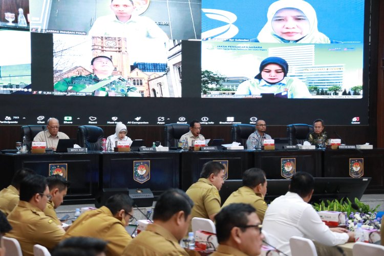 Mendagri Imbau Daerah yang Inflasinya Tinggi Perkuat Koordinasi Pengendalian dengan BPS hingga Bulog