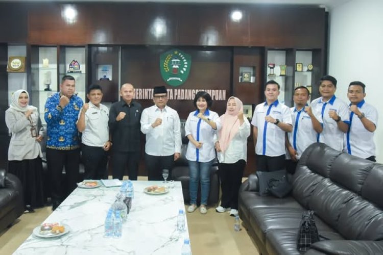Wali Kota Padangsidimpuan Terima Audiensi Asosiasi Futsal Kota Padangsidimpuan.