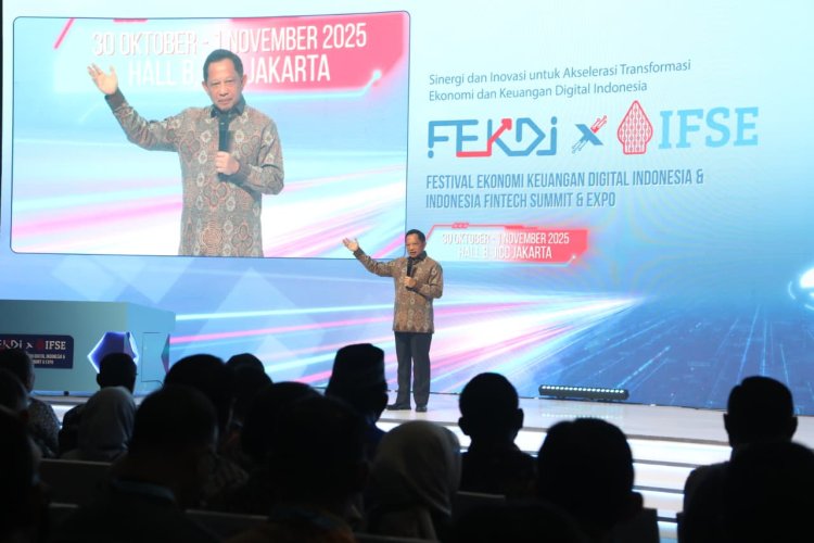 Mendagri Minta Pemda Perkuat Literasi Keuangan Digital untuk Perluas E-Government dan Tingkatkan PAD