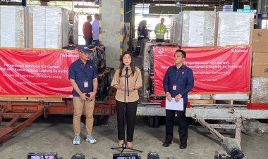 Pemerintah Kirim Genset dan Ponsel Pintar ke Wilayah Banjir Sumatra