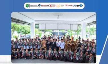 Wali Kota Padangsidimpuan Lepas Kontingen Pramuka Menuju Jambore Daerah Sumatera Utara 2026   