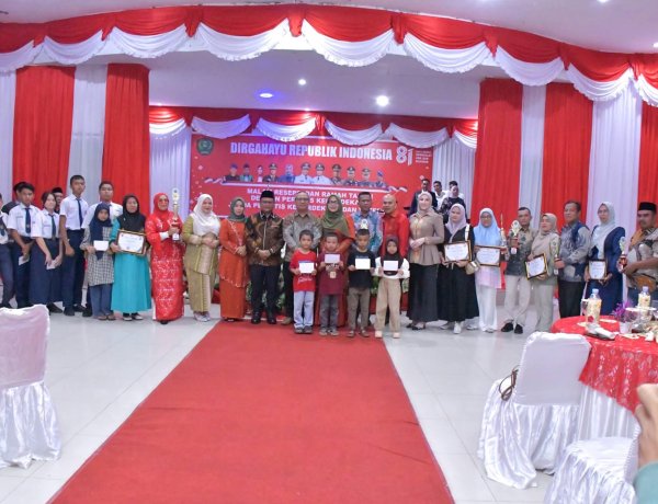 Malam Ramah Tamah HUT ke-81 RI, Wali Kota Apresiasi Perintis Kemerdekaan dan Paskibraka 